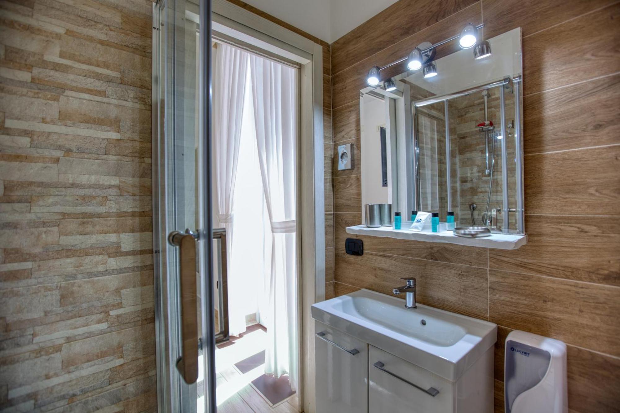 B&B Filangieri Napoli Bagian luar foto