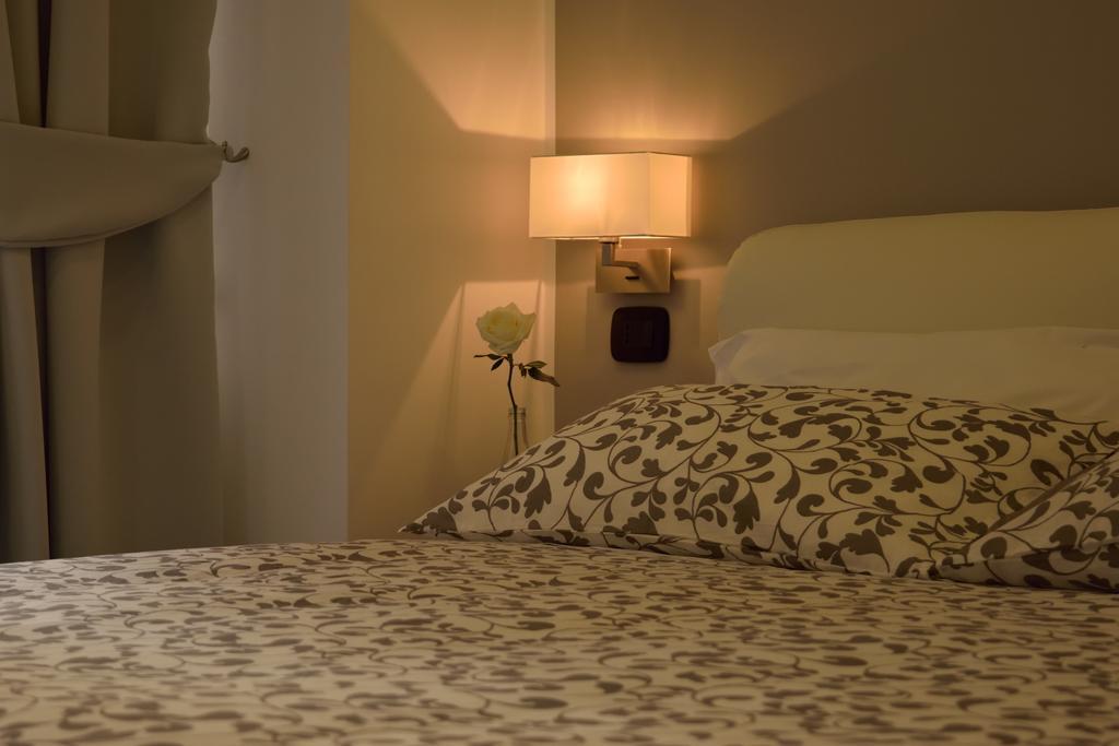 B&B Filangieri Napoli Ruang foto