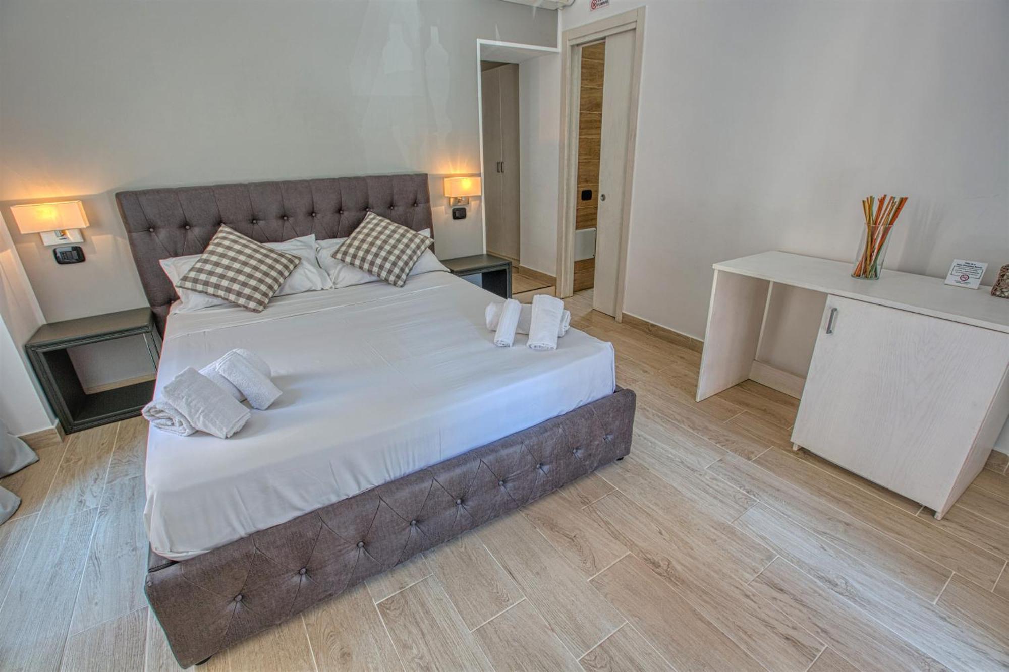 B&B Filangieri Napoli Bagian luar foto